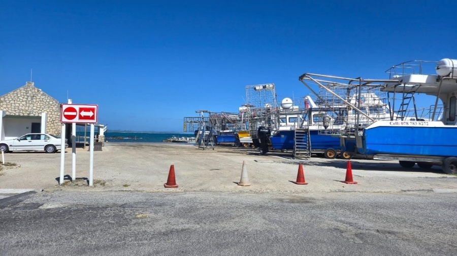5 Bedroom Property for Sale in Kleinbaai Western Cape